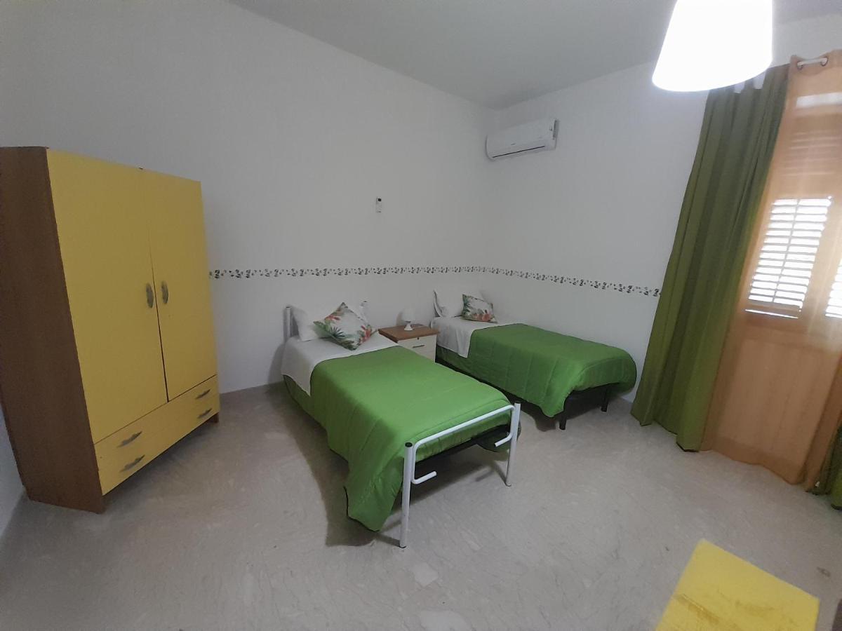 Casa Vacanze Ciccinè Capaci Esterno foto