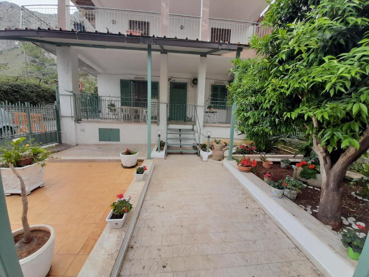 Casa Vacanze Ciccinè Capaci Esterno foto